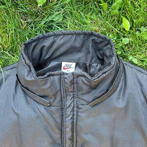 90s Classic Nike Vest